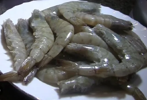 Tôm thẻ tp 111 -120con/Kg